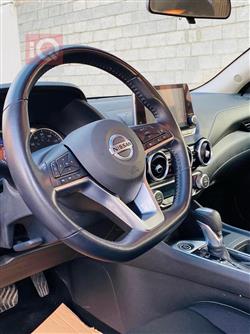 نیسان سێنترا